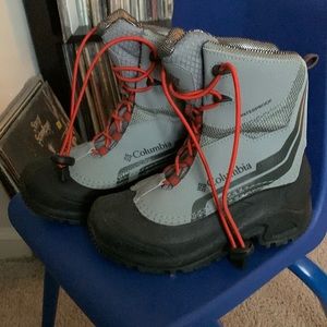 Columbia boots